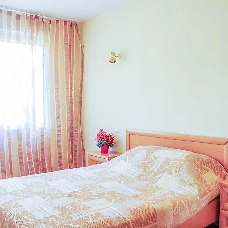 Dom-el Real 1 - Apartment *