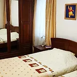 Apartment Dom-el Real 1 -