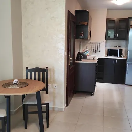 Dom-el Real 1 - Apartament