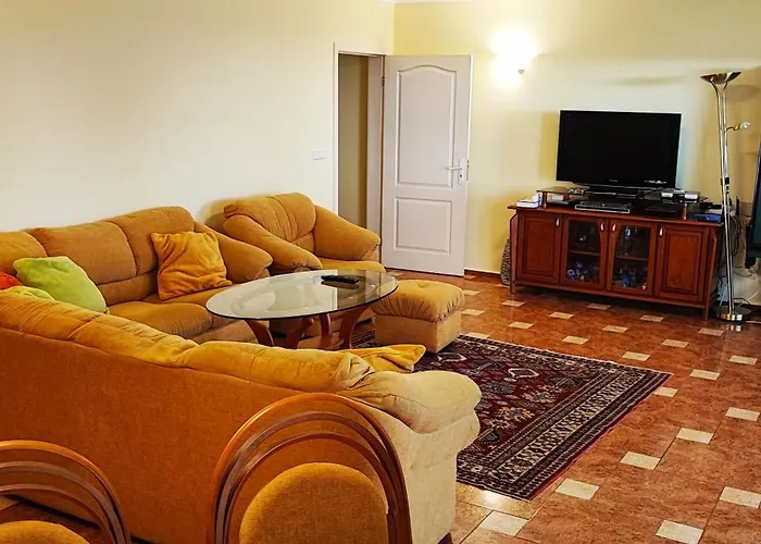 Dom-el Real 1 - Apartament