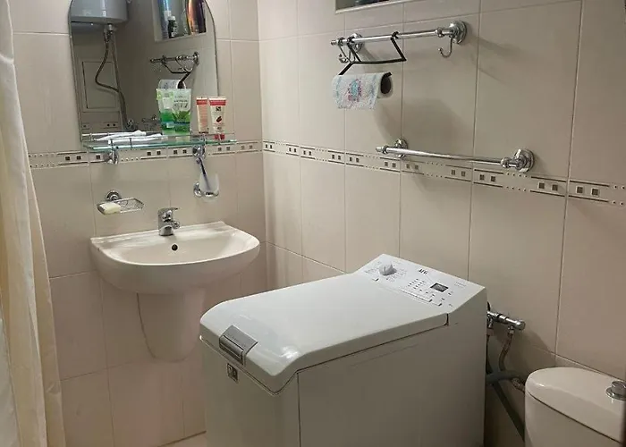 Apartament Dom-el Real 1 - *